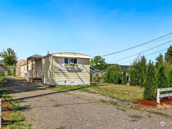 1740 NE Pacific Avenue, Keyport, WA 98345
