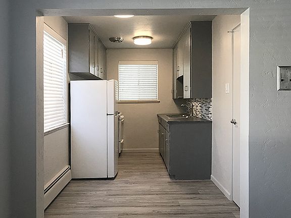 5th image of 2250 S Josephine St APT 16