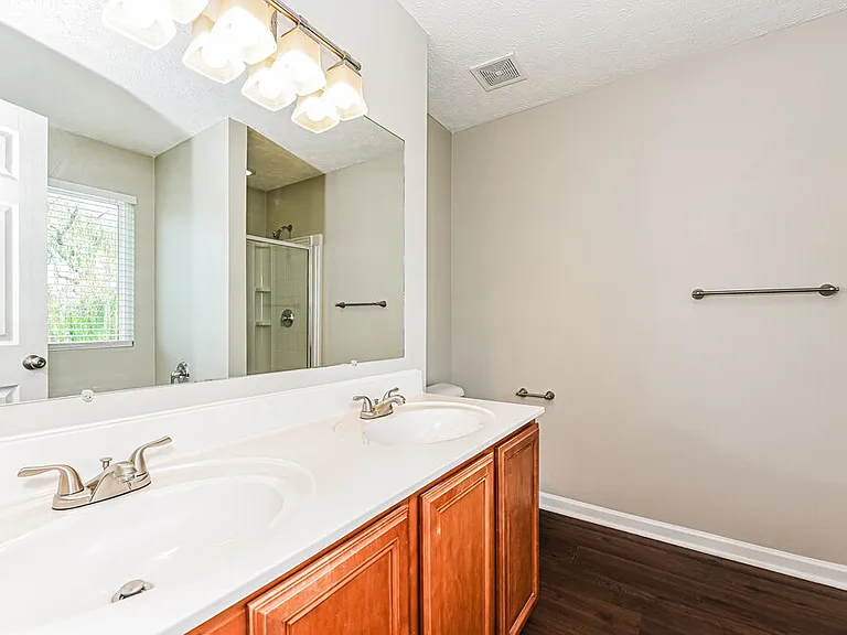 5012 Millpond Ct — Photo 10
