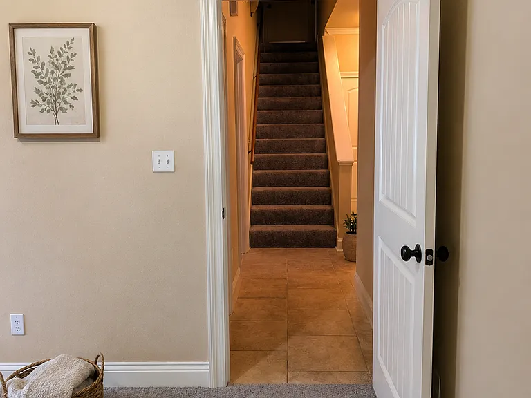 519 Brompton Ln — Photo 10