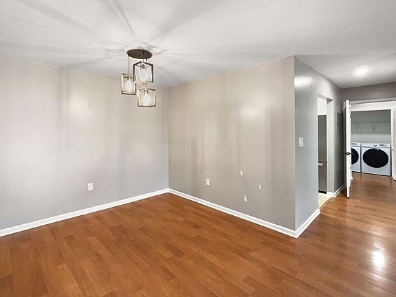 4th image of 2515 Veterans Memorial Pkwy APT 221