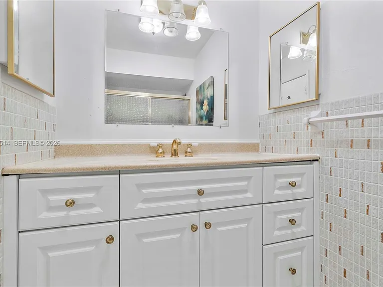 2600 Diana Dr #311 — Photo 16