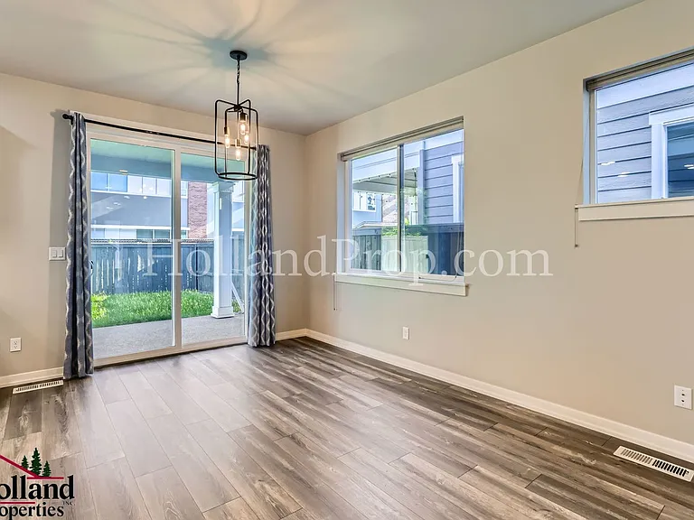 6503 SE Provence St — Photo 12