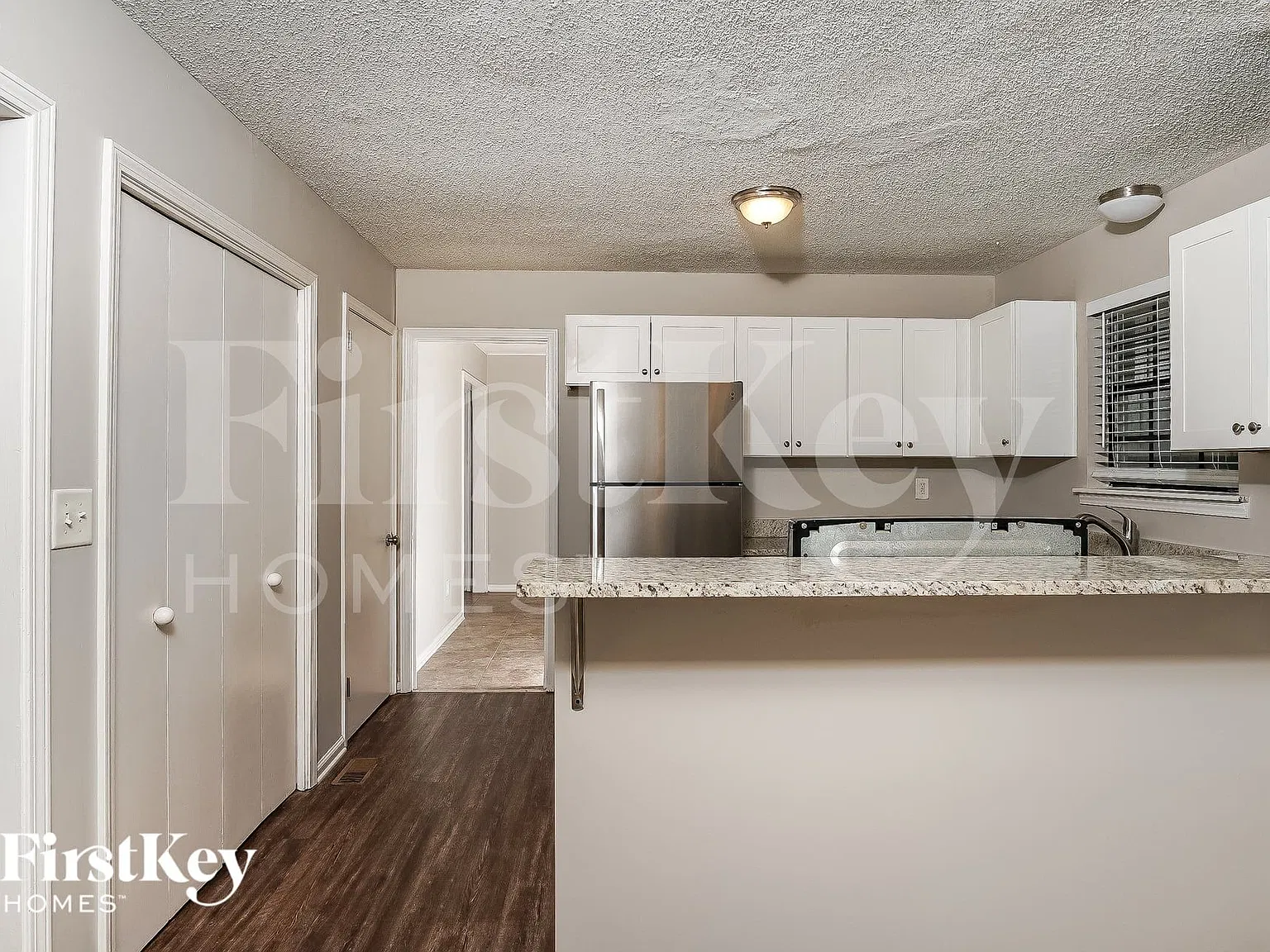 3 bed, 2.5 bath, 1624 sqft, $1,500 — Photo 4