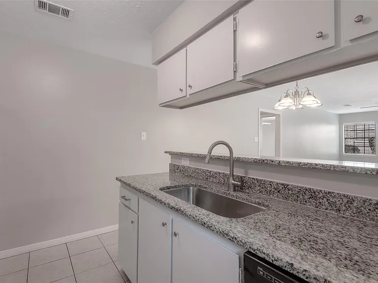 2401 Sycamore Ave #C2 — Photo 14