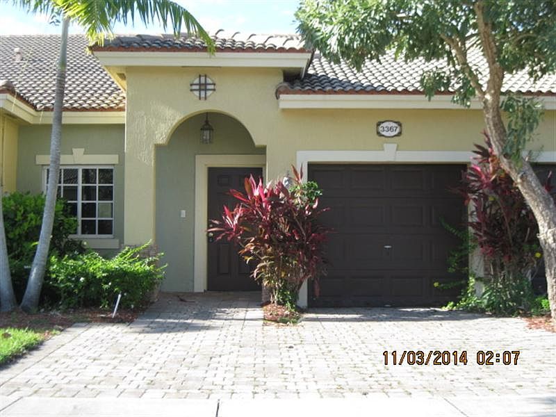 1st image of 3367 NE 11th Dr