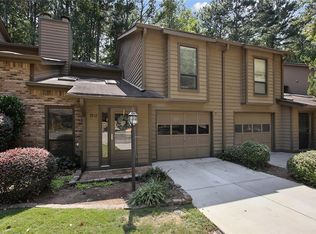 1832 Dyouville Ln, Chamblee, GA 30341