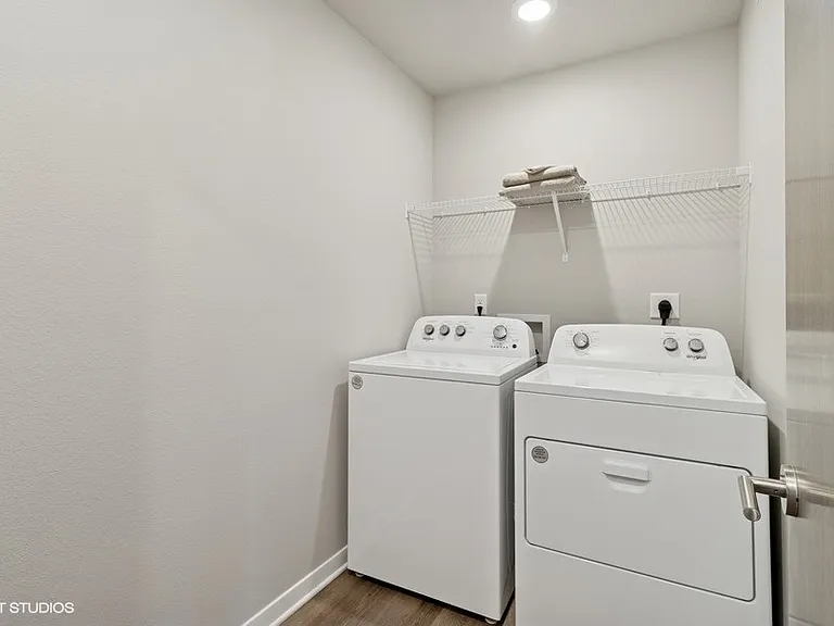 Edgeland Bondurant — Photo 19
