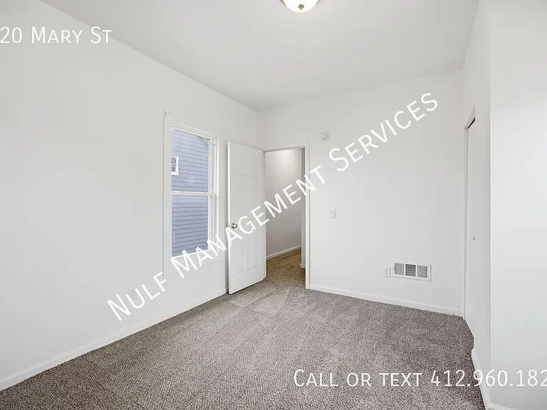 720 Mary St — Photo 11
