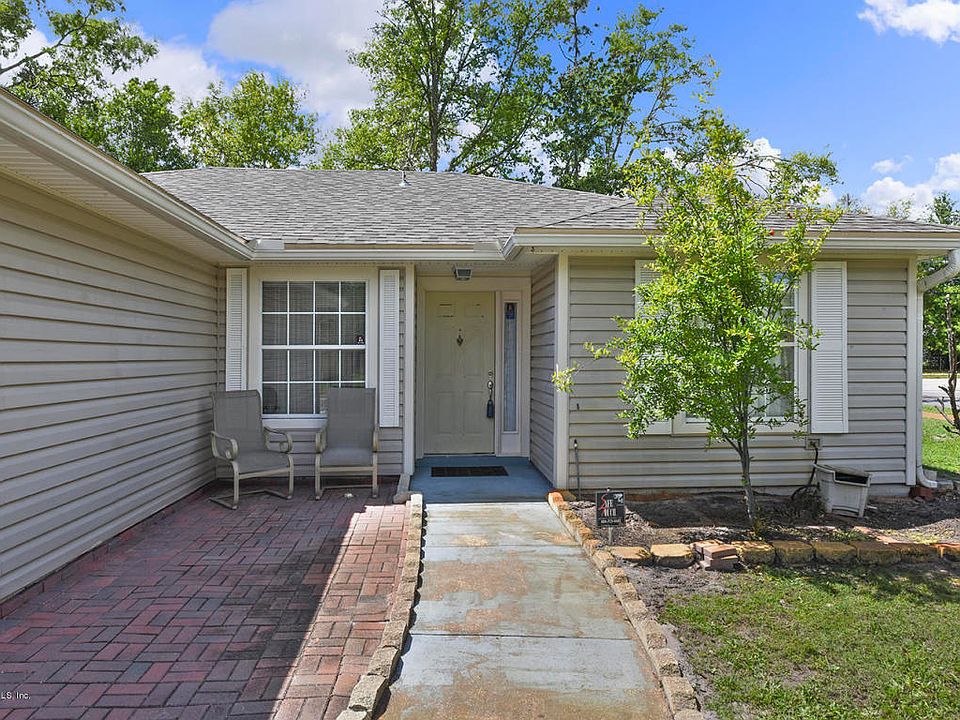 1st image of 2550 Eiffel Cir W