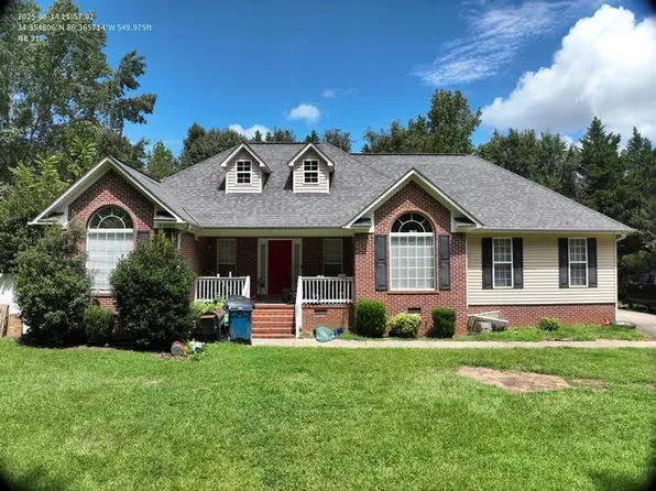 304 Bow Range Rd, Guntersville, AL 35976