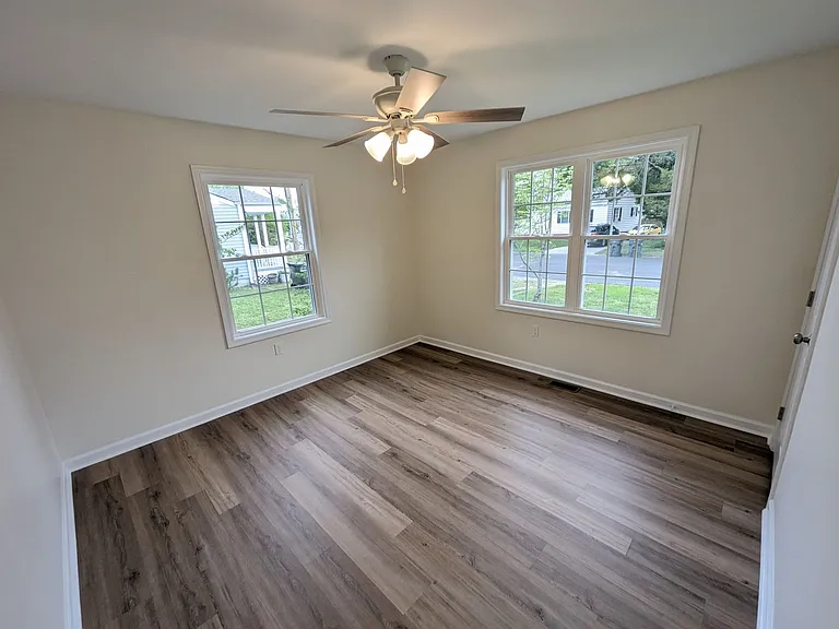 118 Nelson Dr — Photo 9