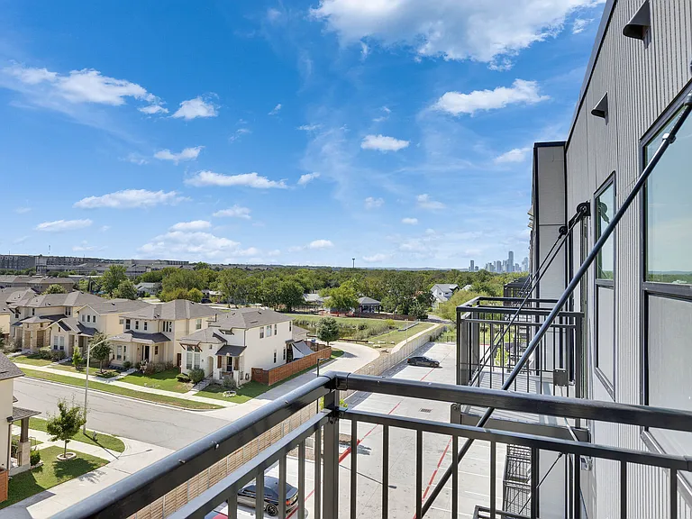 Residences at Rubi — Photo 19