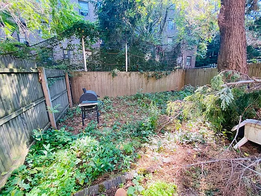 Rented by Bank Neary | media 9