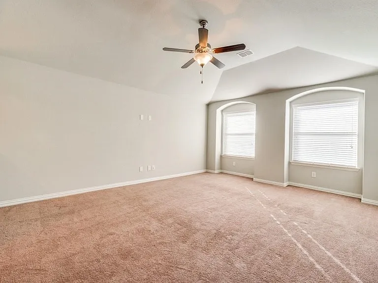 2417 Austin Ln — Photo 19