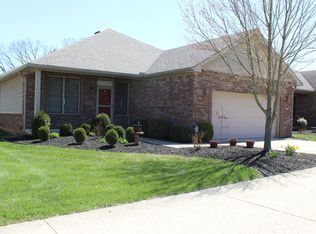 480 Glenview Dr, Greencastle, IN