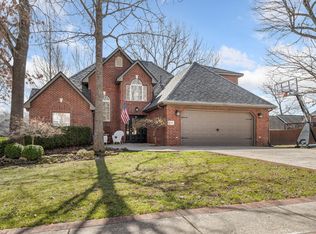 2718 Taylor Dr, Harrison, AR 72601