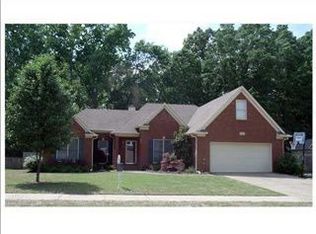1169 Macon Ridge Dr, Collierville, TN 38017