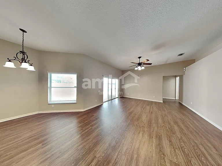6435 Clair Shore Dr — Photo 6
