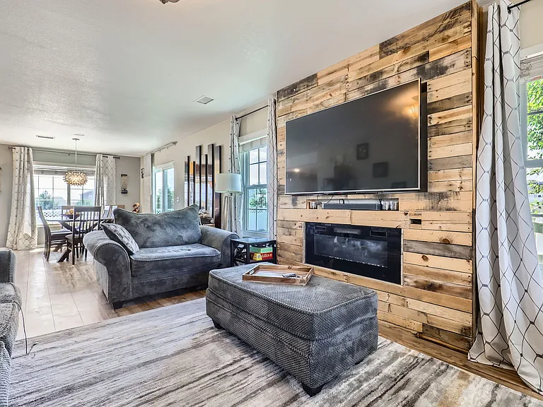 5587 N Jebel Ct — Photo 7