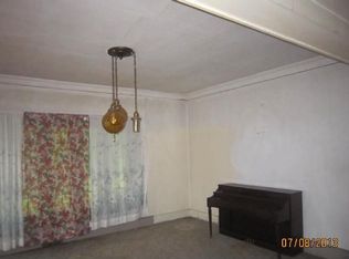 121 W Hanssler Pl, Peoria, IL 61604