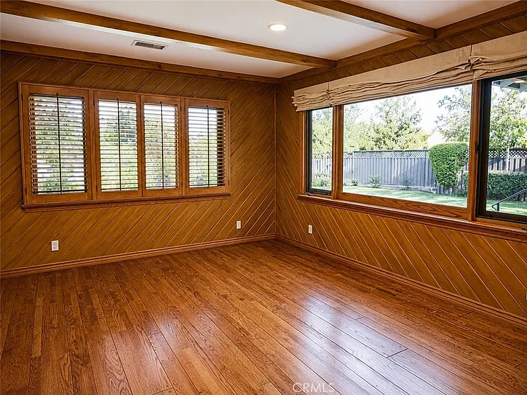 4720 Hayman Ave — Photo 24