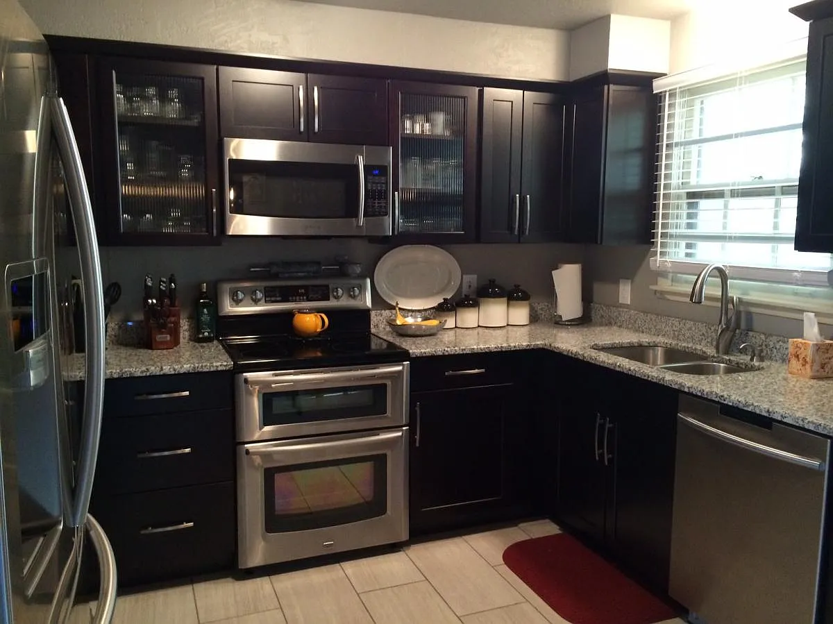 1217 Sigler Street — Photo 2