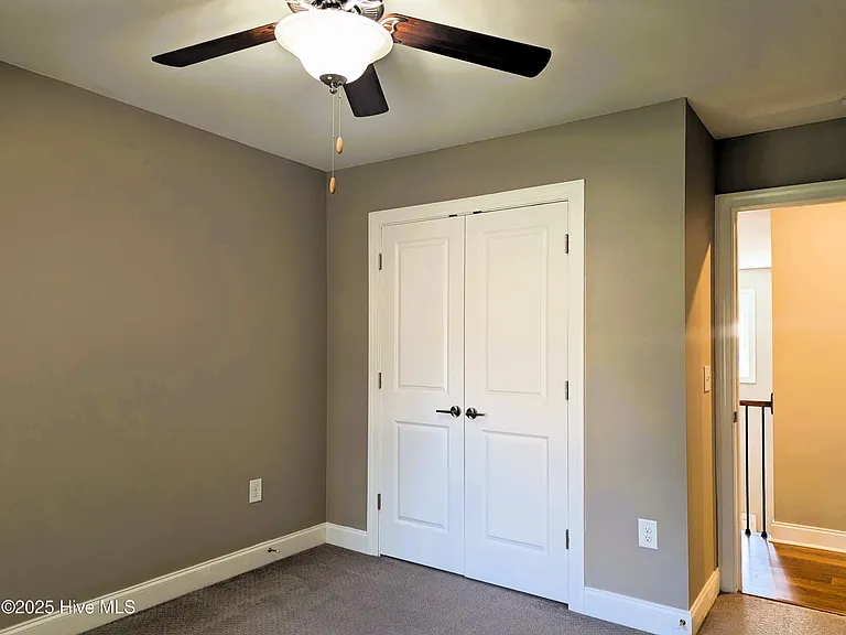 673 S Ashe St — Photo 24
