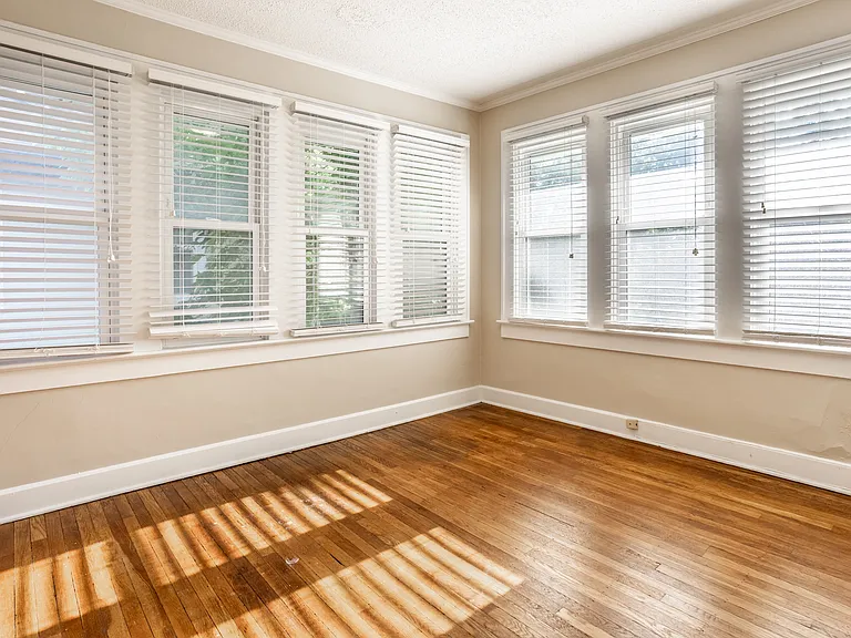 4327 N Park Ave — Photo 16