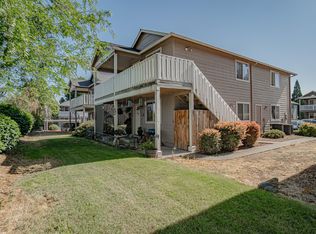 632 Valley Heart Ln, Central Point, OR 97502