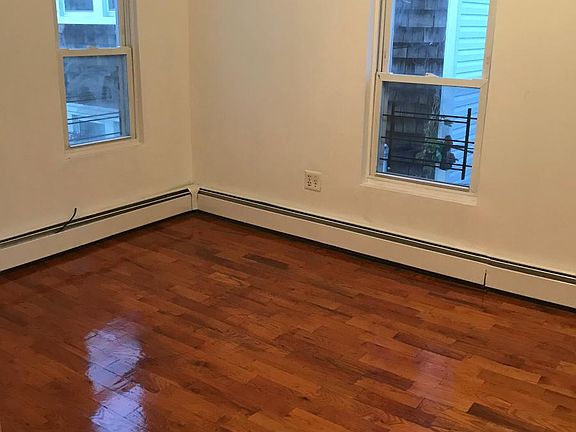 3rd image of 1327 McBride St #2