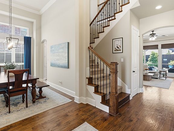 4th image of 537 Quail Creek Dr