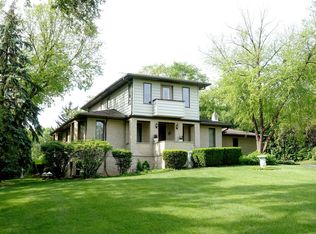 1853 W Grant St, Downers Grove, IL 60515