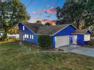 323 Lakeshore Ct, Polk City, FL 33868