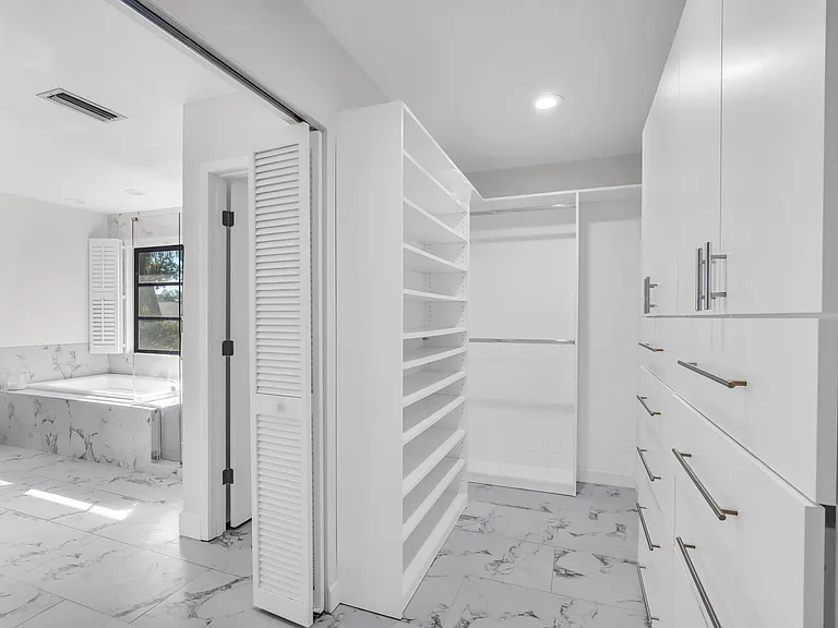 14503 Feather Sound Dr — Photo 26
