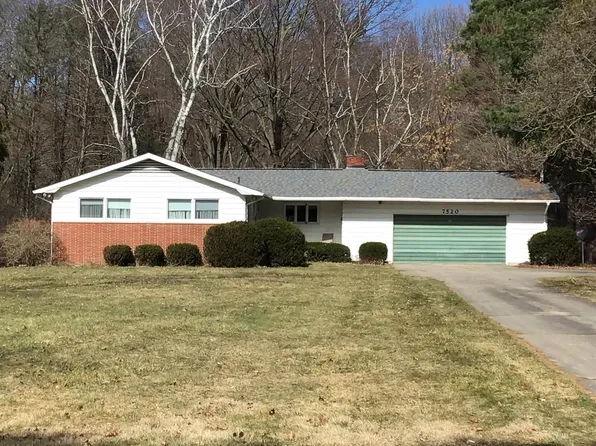 7520 McCliggott Rd, Saginaw, MI 48609