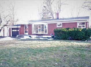 1287 Buckingham Rd, Haslett, MI 48840