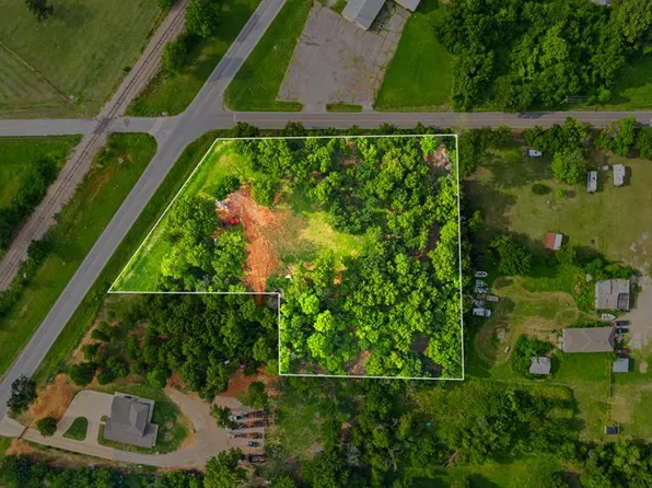 10900 E Wilshire Blvd, Spencer, OK 73084