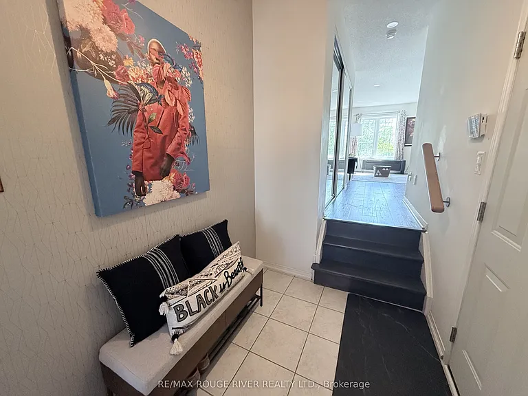906 Audley Rd N — Photo 4