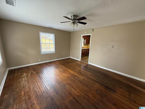 5th image of 1161 Bristol St