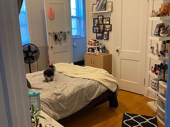 5th image of 1057 W North Shore Ave APT 2