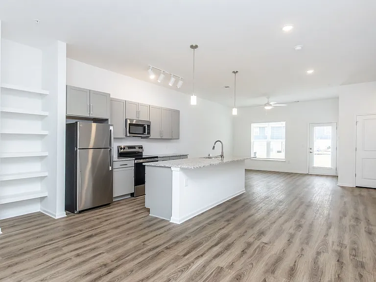 Sandpiper Terrace — Photo 6