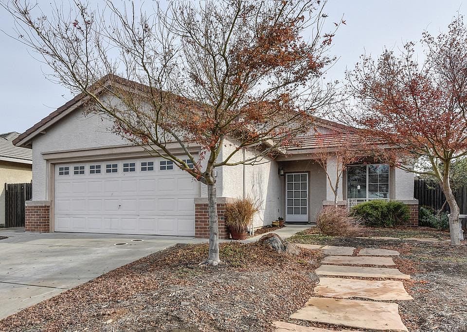 1st image of 7849 Dersingham Dr