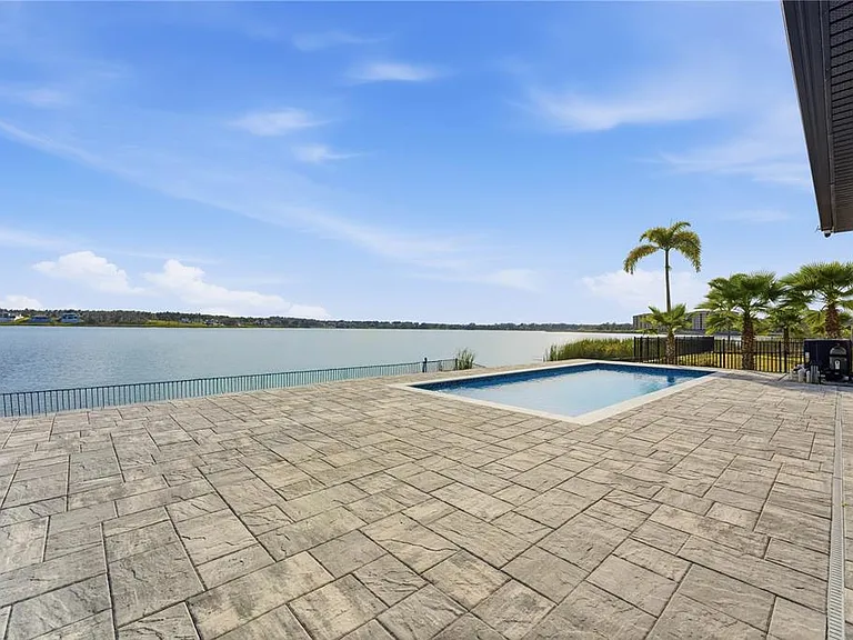 16708 Bolsena Dr — Photo 22