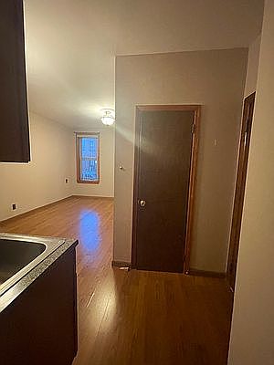 4th image of 32-58 44th St #1
