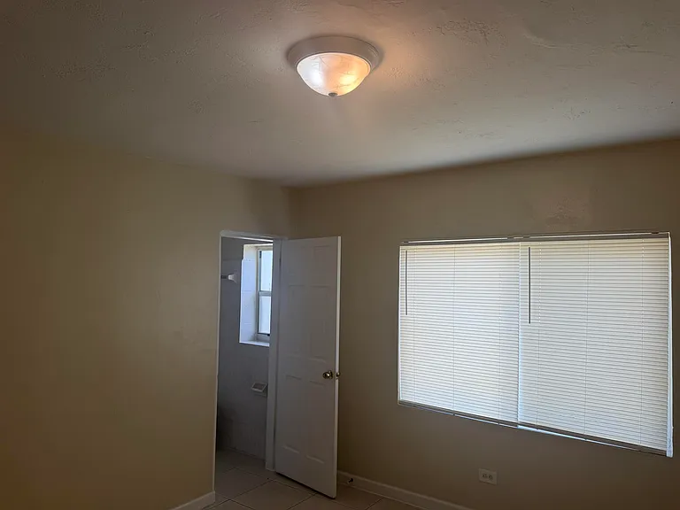 7803 NW 8th Ave — Photo 14