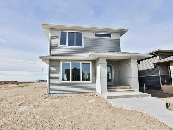 320 E Aquitania Blvd W, Lethbridge, AB T1J 5L4