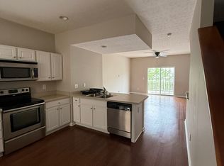 2624 Calgary, Lexington, KY 40509