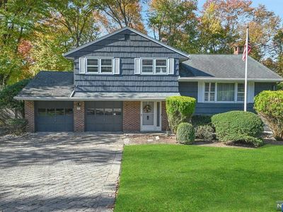 41 Rawson Ct, Hillsdale, NJ, 07642