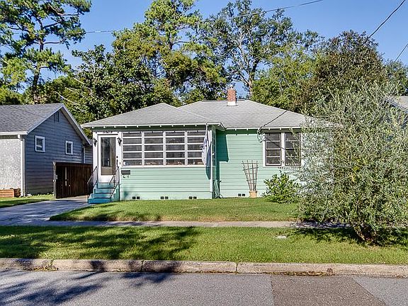 2nd image of 3879 Walsh St